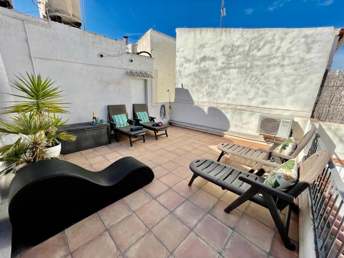 Sea Dreams With Amazing Terrace Apartamento Sitges Exterior foto
