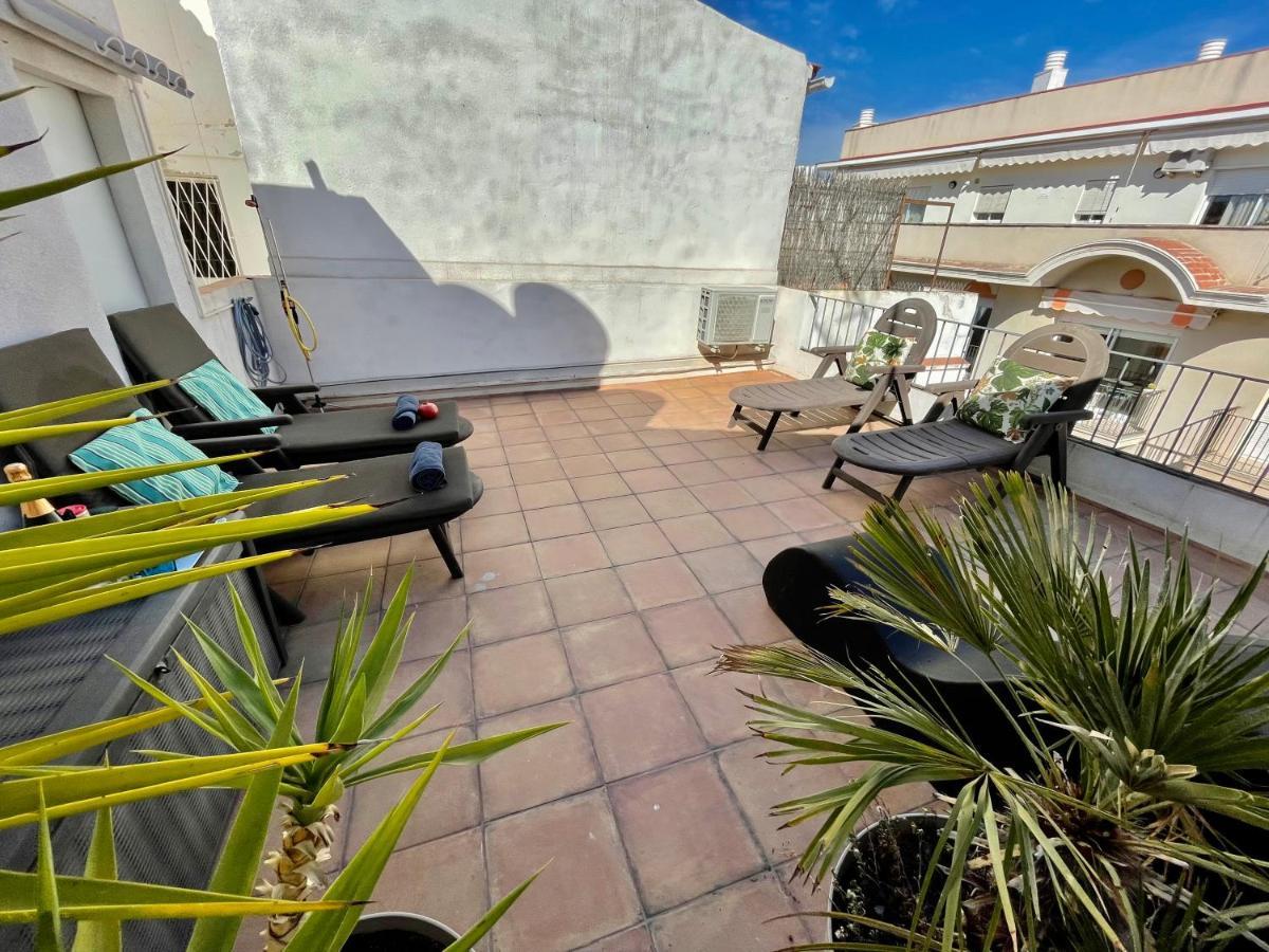 Sea Dreams With Amazing Terrace Apartamento Sitges Exterior foto